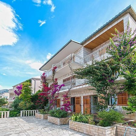 Apartments&rooms by the sea Brela, Makarska - 2752 Exteriör bild