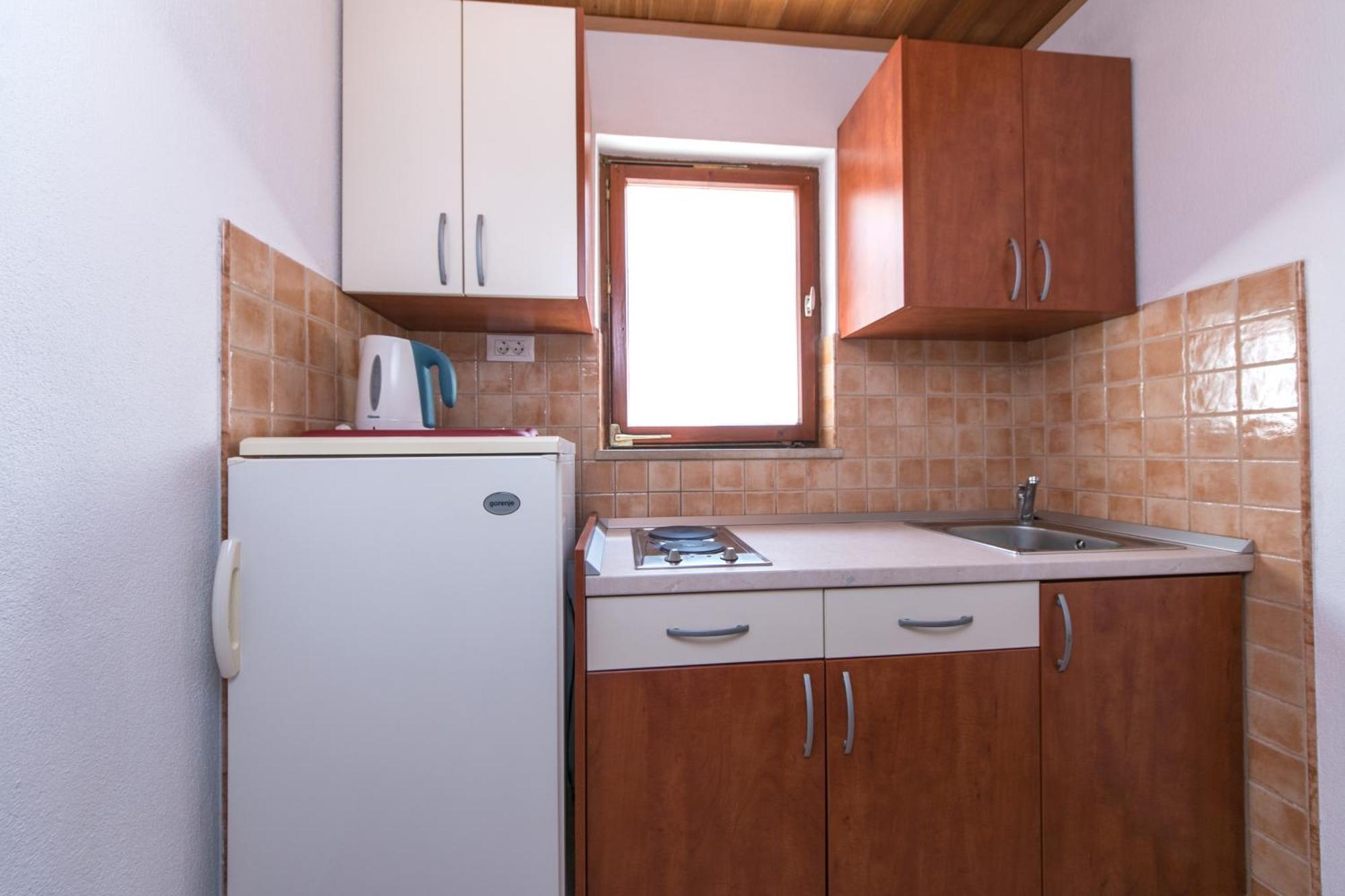 Apartments&rooms by the sea Brela, Makarska - 2752 Exteriör bild