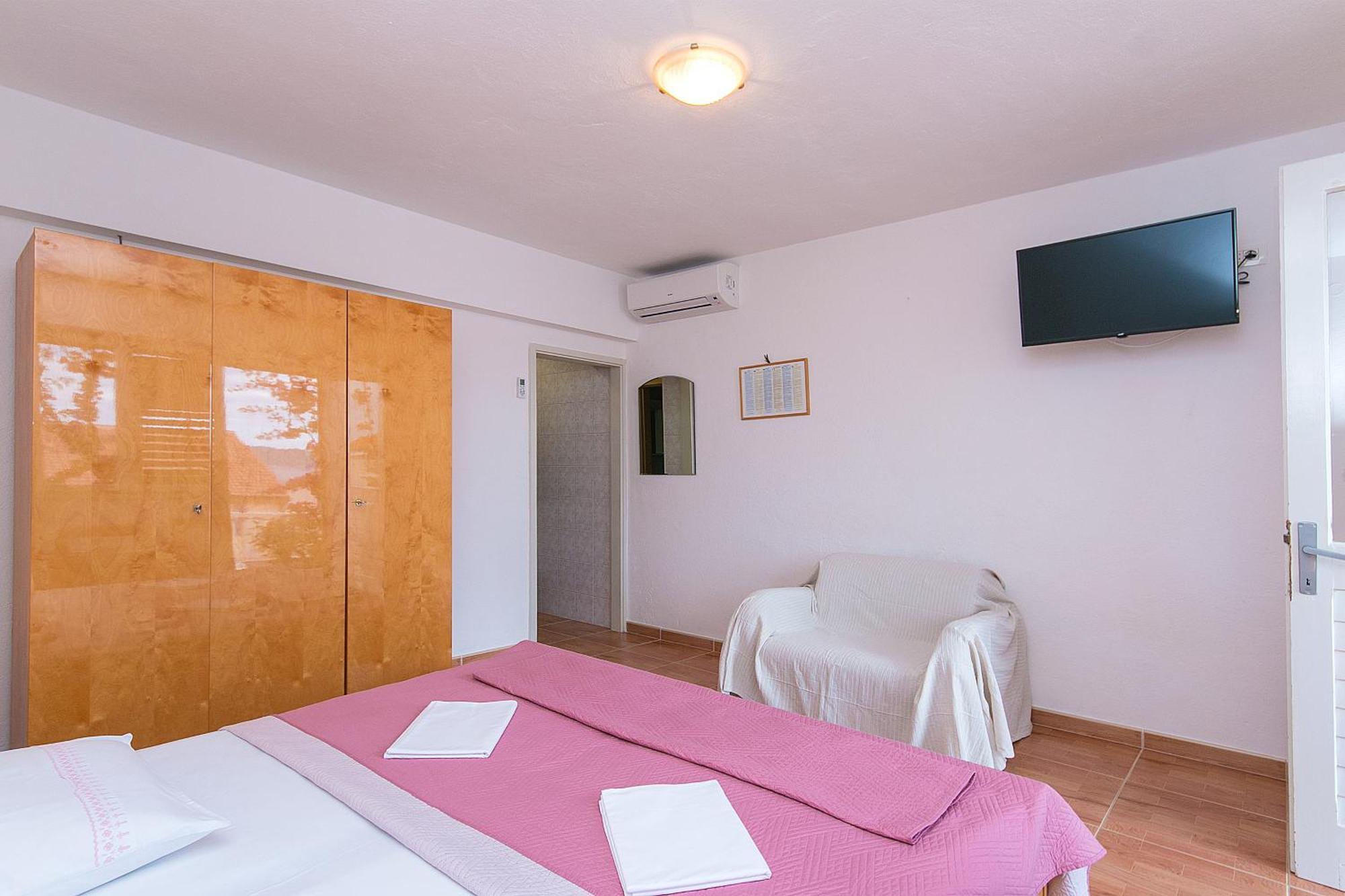Apartments&rooms by the sea Brela, Makarska - 2752 Rum bild